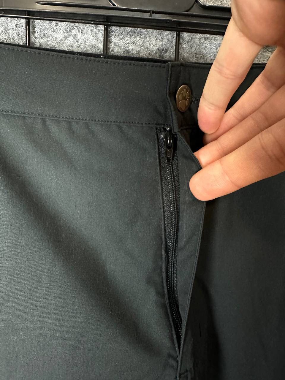 Jack Wolfskin Jack wolfskin out-shell cropped pants size 36 Size US 36 / EU 52 - 2 Thumbnail
