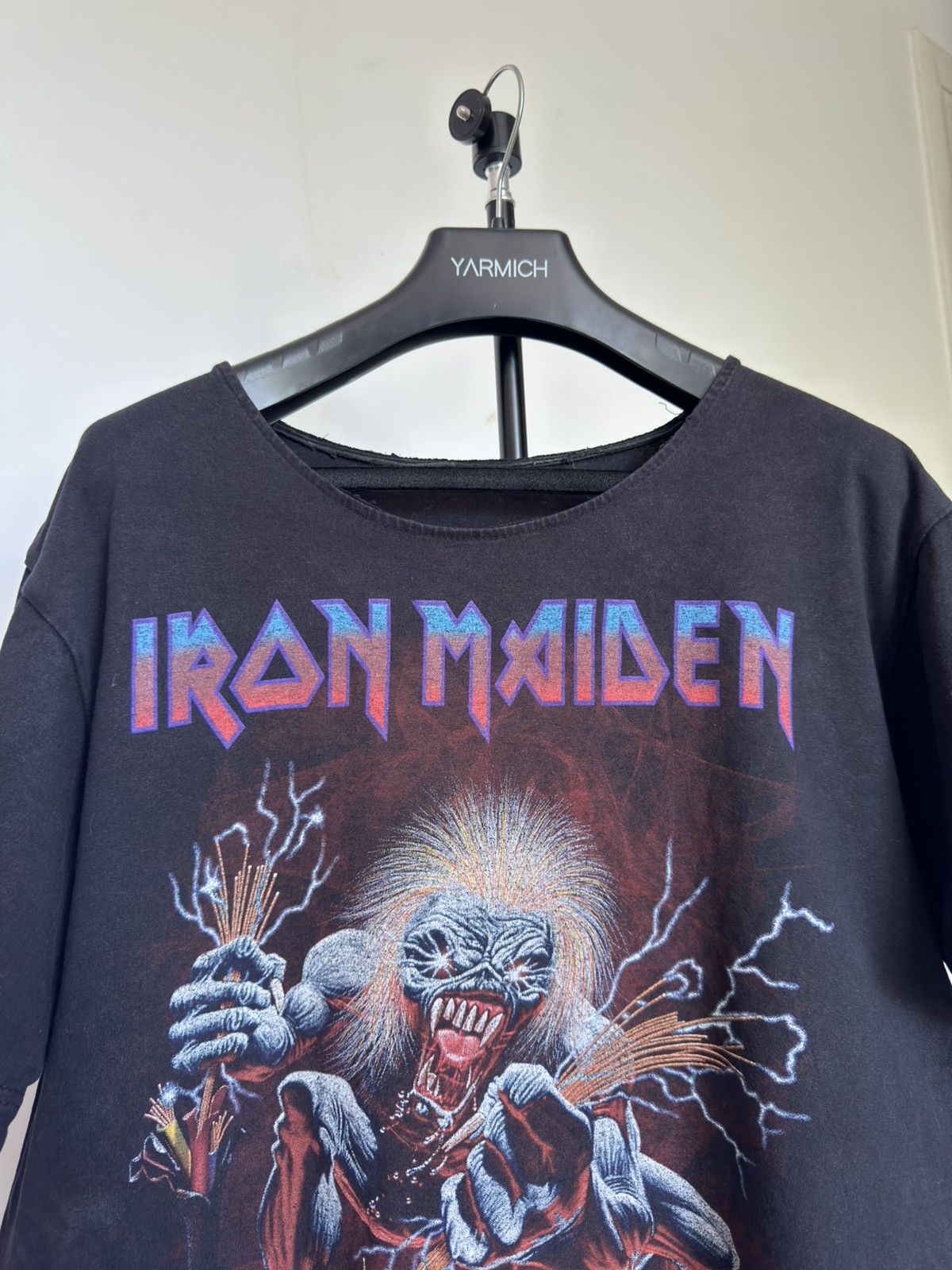 Band Tees × Iron Maiden × Vintage Vintage 2000s Iron Maiden A Real One Trooper T Shirt Size US L / EU 52-54 / 3 - 2 Thumbnail