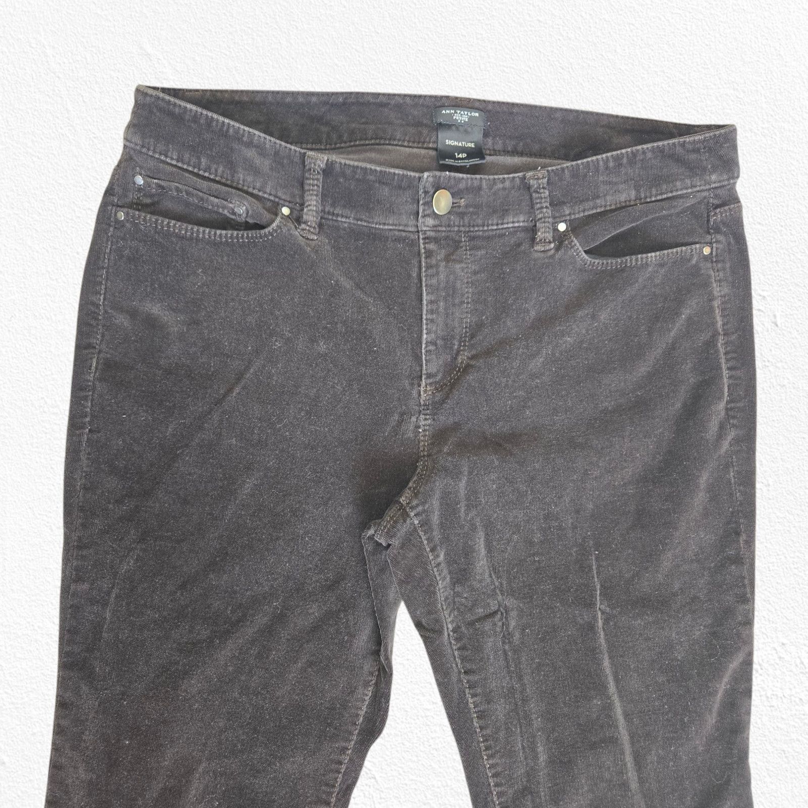 Ann Taylor Ann Taylor Brown Straight Velveteen Pants Size 14P Size 36" / US 14 / IT 50 - 9 Thumbnail