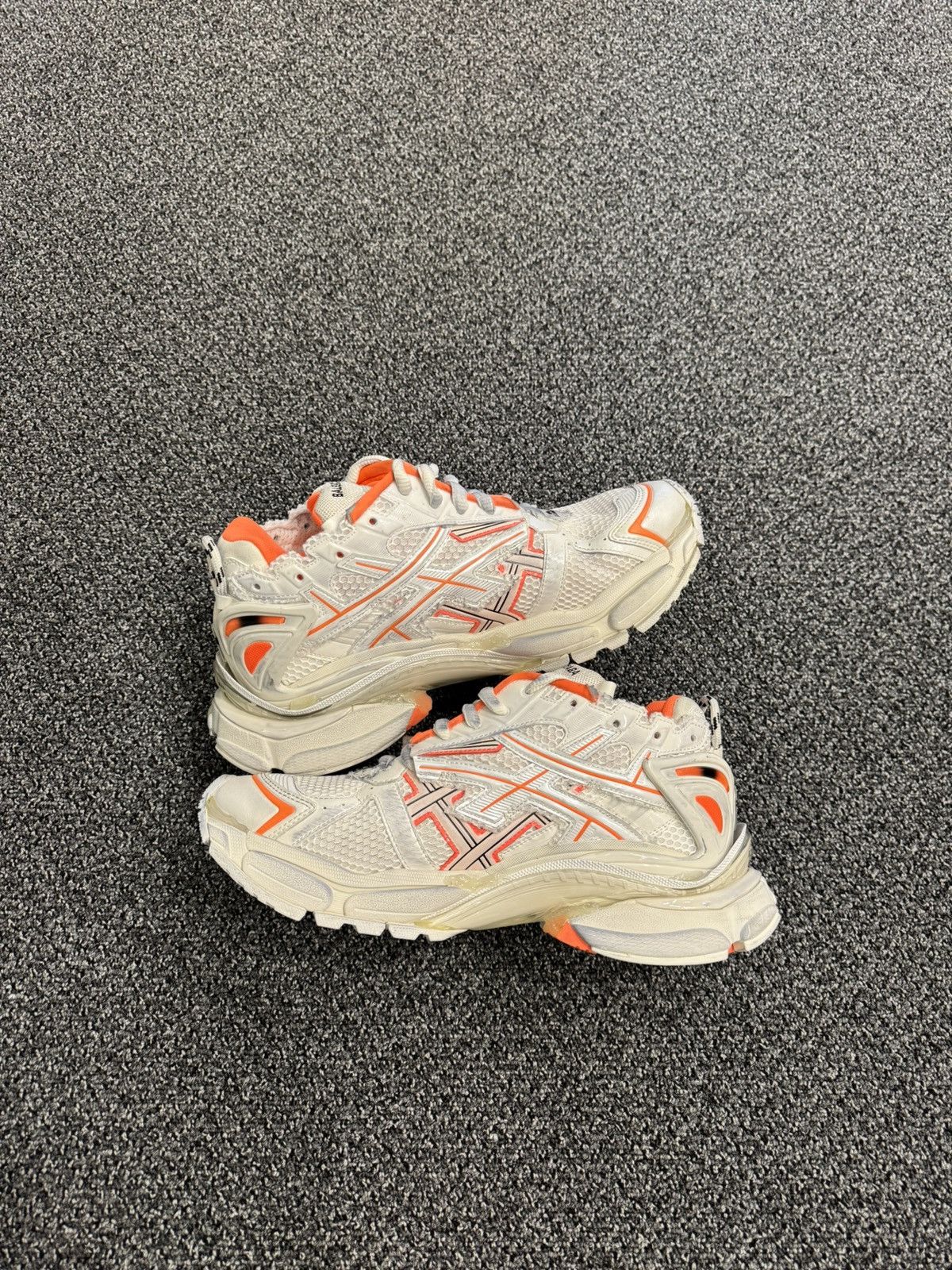 Balenciaga Balenciaga Runner White/Orange (US 10.5/11M) Size US 11 / EU 44 - 3 Thumbnail