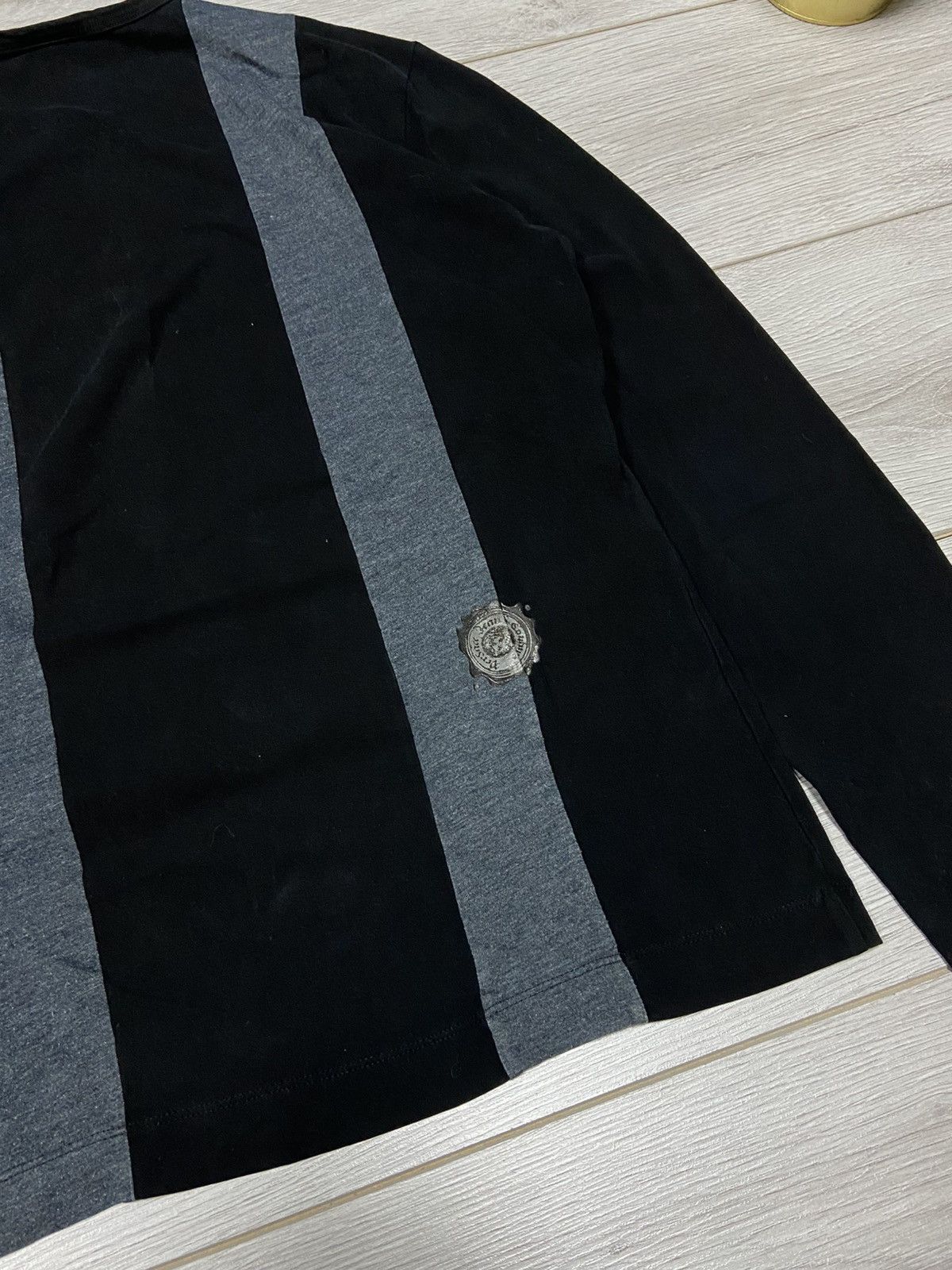 Versace Jeans Couture Versace Jeans Couture big lion print striped ling sleeve Size US M / EU 48-50 / 2 - 11 Thumbnail