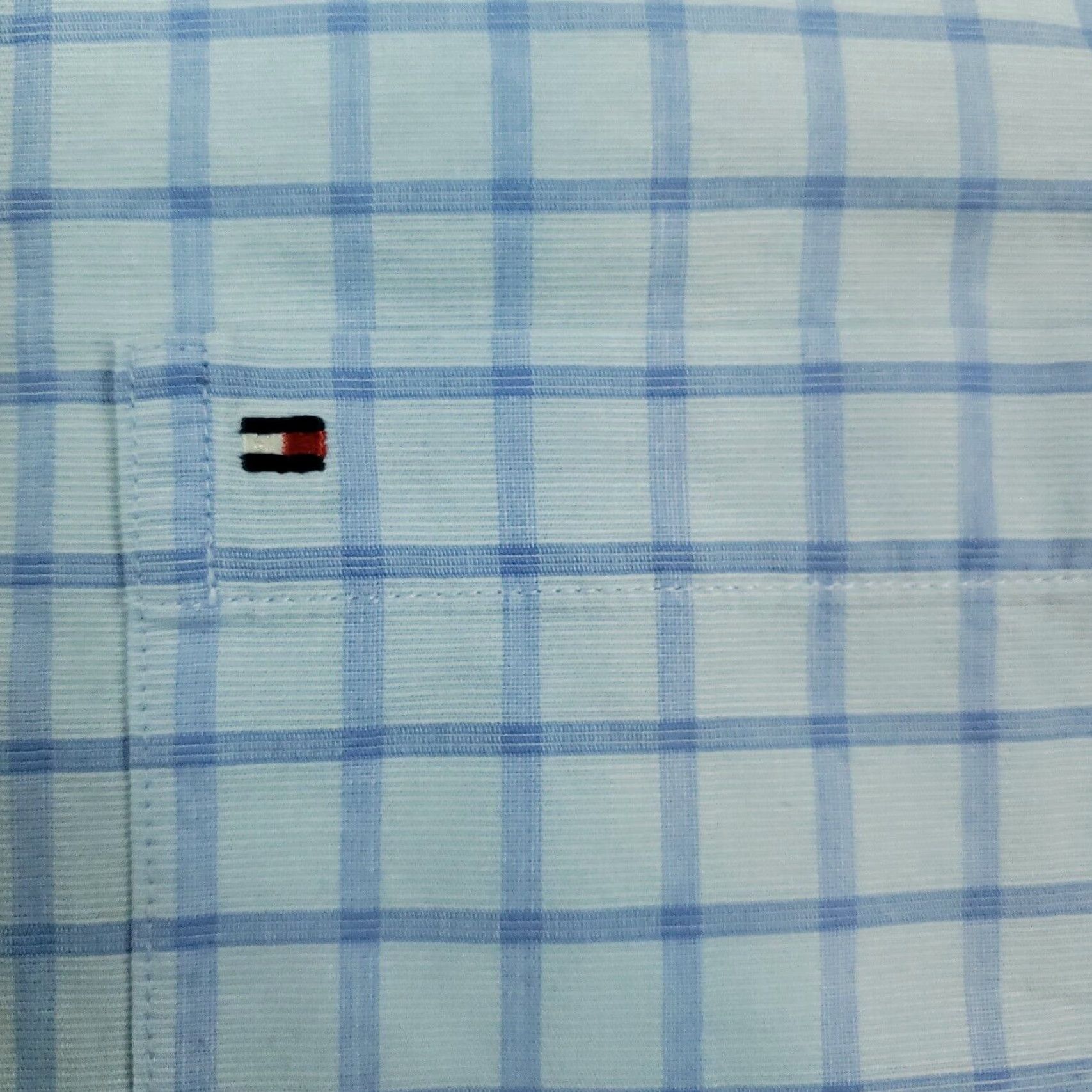 Tommy Hilfiger Tommy Hilfiger Short Sleeve Button Up Shirt Mens Large Blue Plaid Lightweight Size US L / EU 52-54 / 3 - 6 Thumbnail