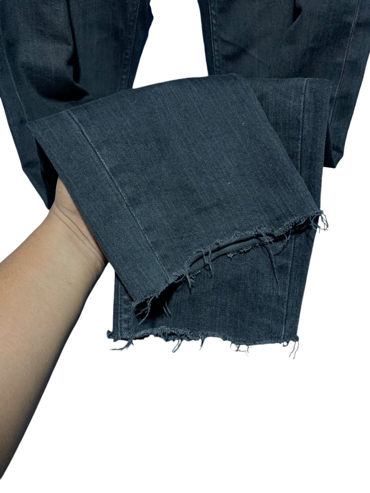 Jun Takahashi Undercover uniqlo side zipper pocket raw hem jeans Size US 32 / EU 48 - 8 Thumbnail