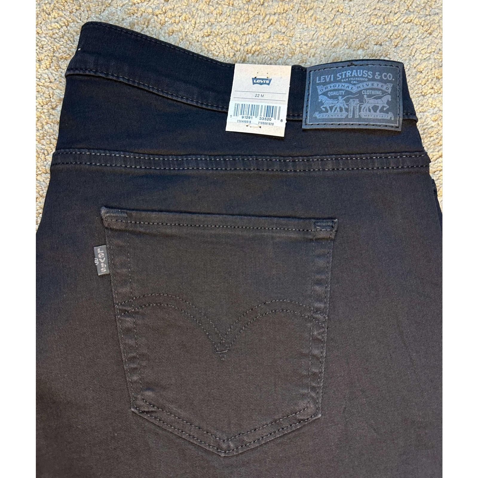 Levi's NWT Levi's Classic Straight Jeans Black Women's Size 22 Size 22" - 11 Thumbnail