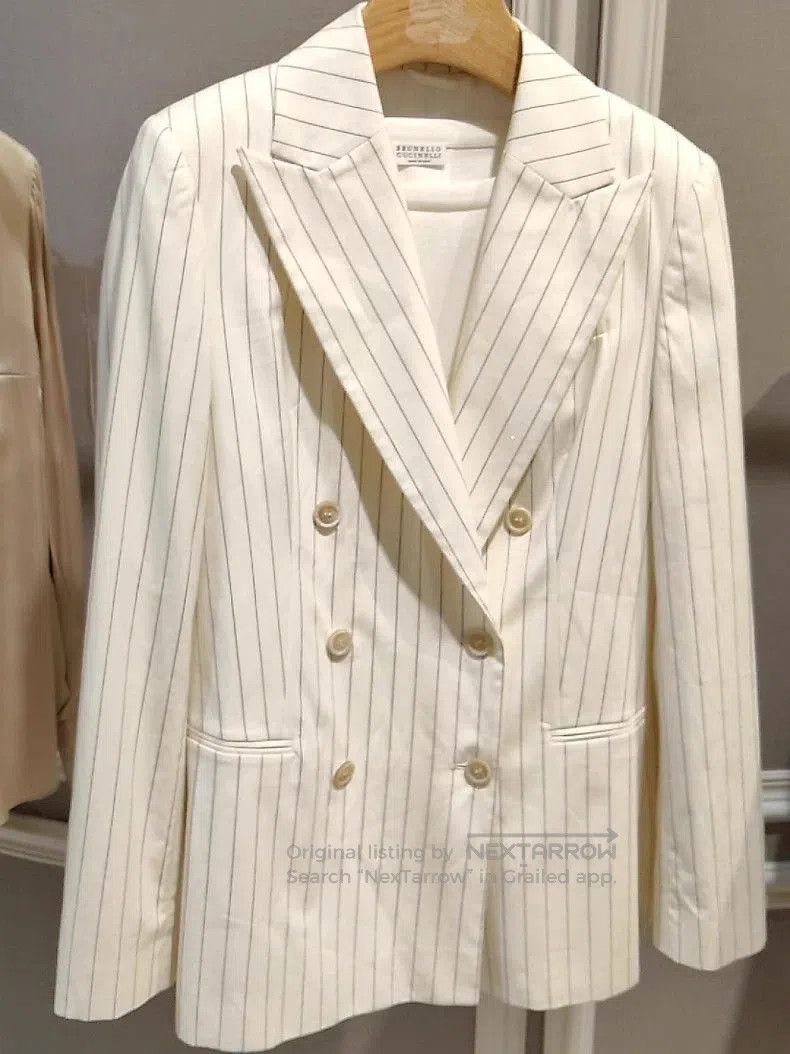 Brunello Cucinelli Brunello Cucinelli White Stripe Blazer. Size US XS / EU 42 / 0 - 1 Thumbnail