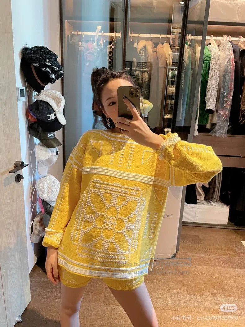 Hermes Hermes Yellow Knit Top Size XS / US 0-2 / IT 36-38 - 1 Thumbnail