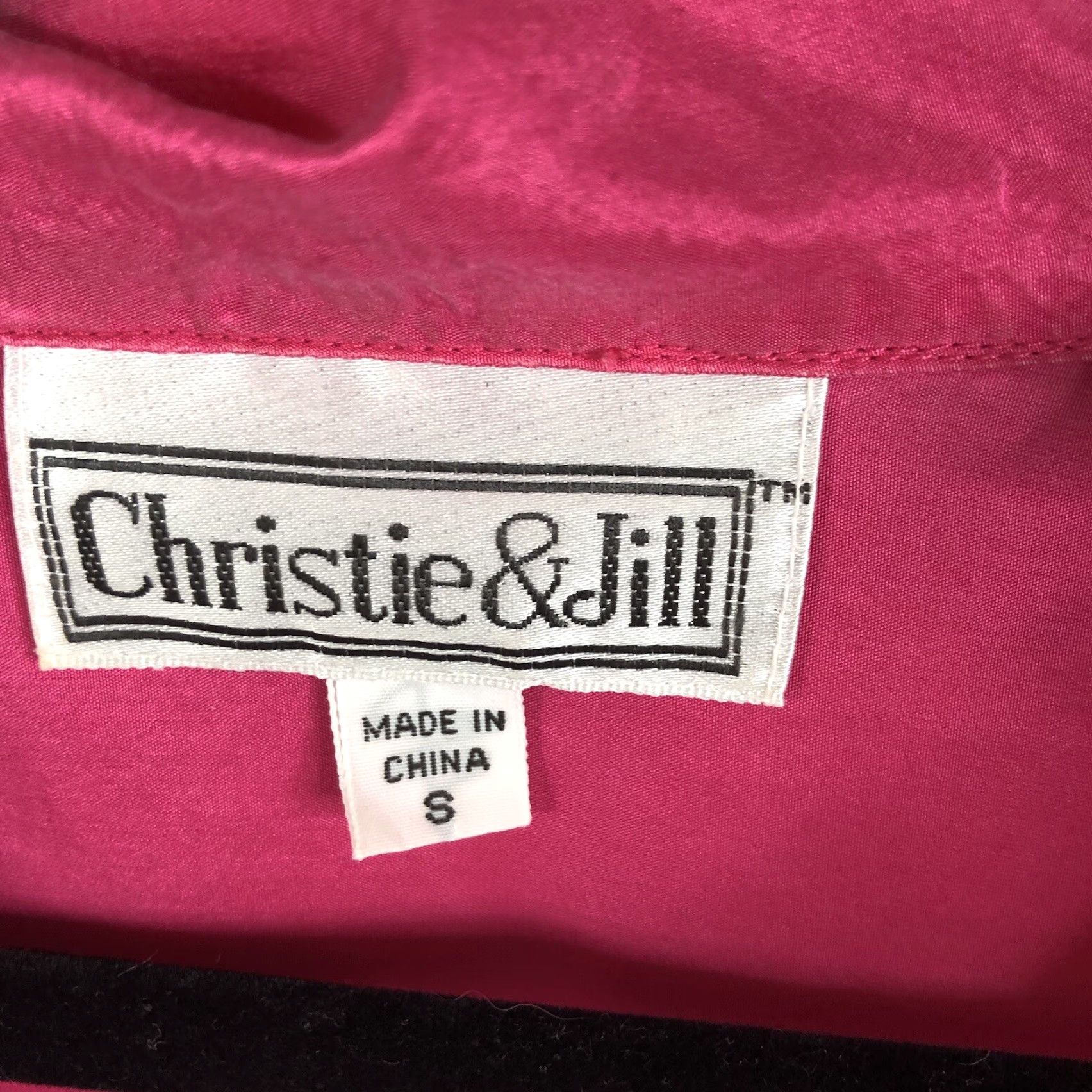Vintage VINTAGE Christia & Jill Top Shirt Womens Small Hot Pink 100% Silk Berry Airy (No N/A) Size S / US 4 / IT 40 - 6 Thumbnail
