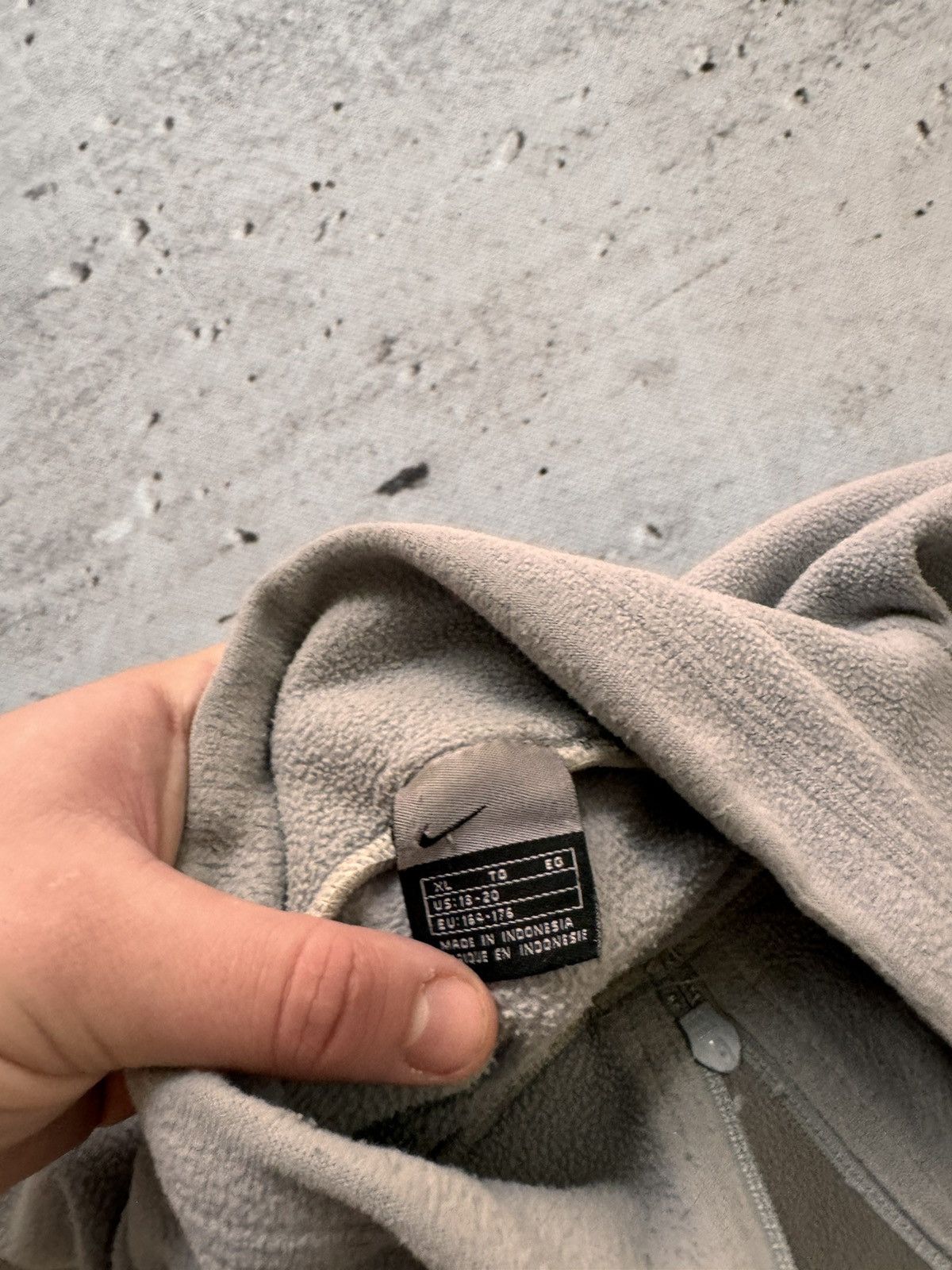 Nike × Vintage NIKE TEDDY 1/3 ZIP VINTAGE CENTER LOGO OVERSIZE SWEATSHIRT Size US S / EU 44-46 / 1 - 7 Thumbnail