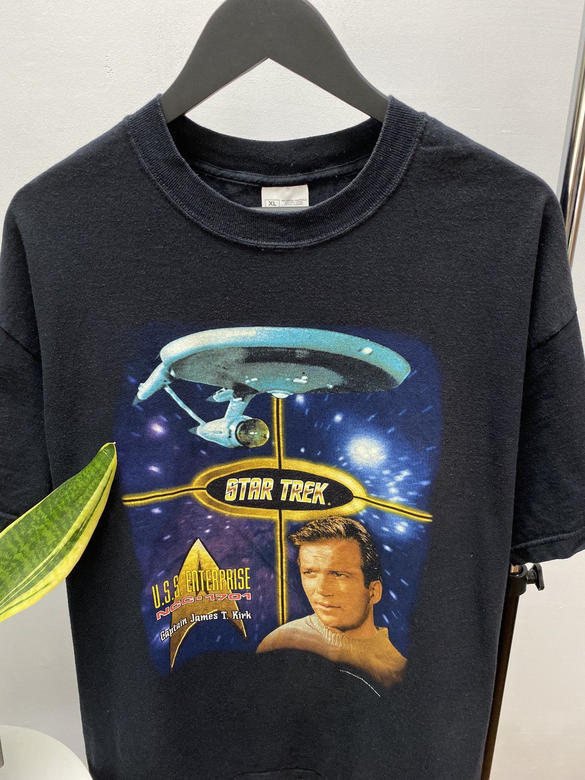 Changes × Vintage Vintage 2000 Star Trek Captain James T. Kirk Tee T-Shirt Size US XL / EU 56 / 4 - 7 Thumbnail