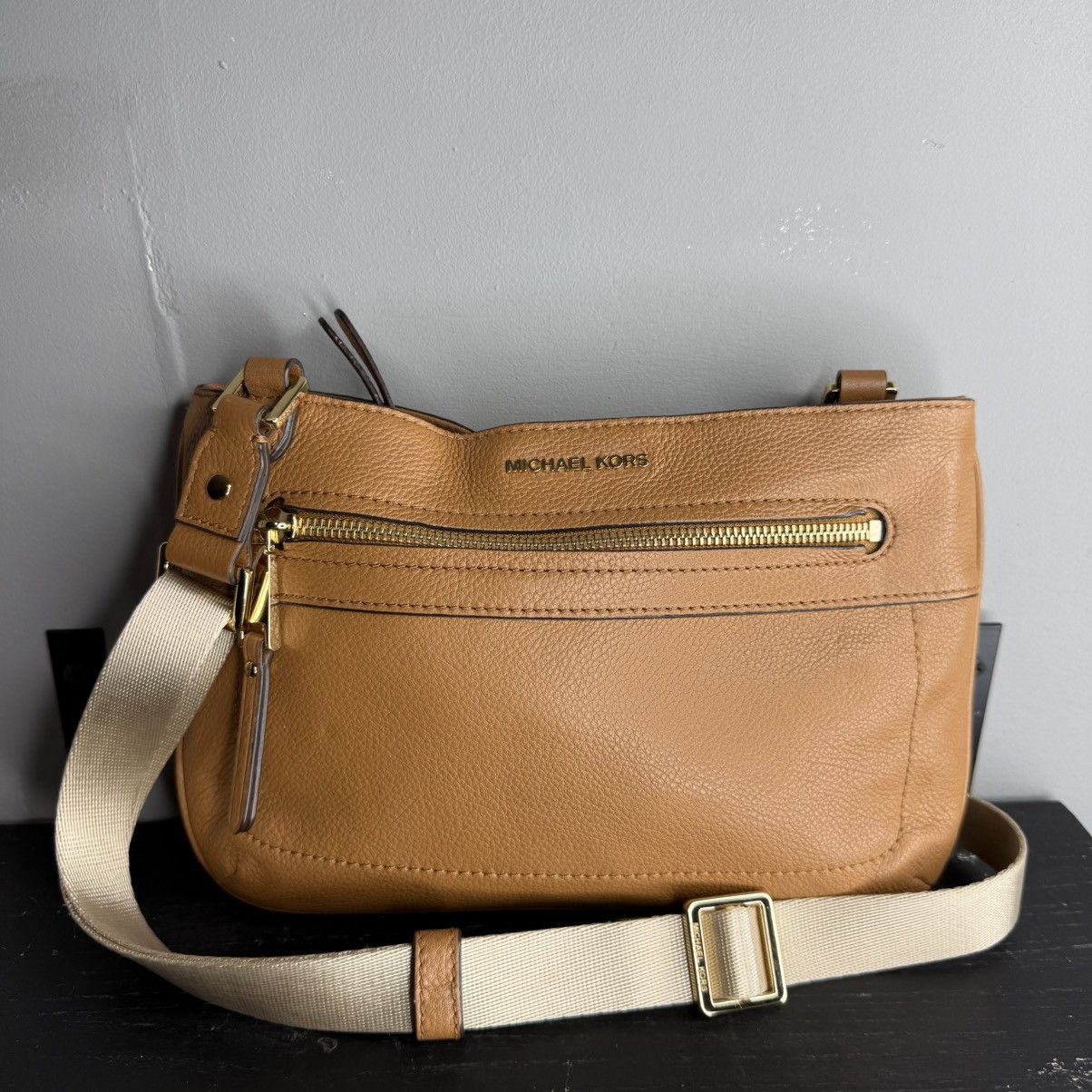 Michael Kors Caramel Leather Crossbody With Cream Strap in Beige, Women's