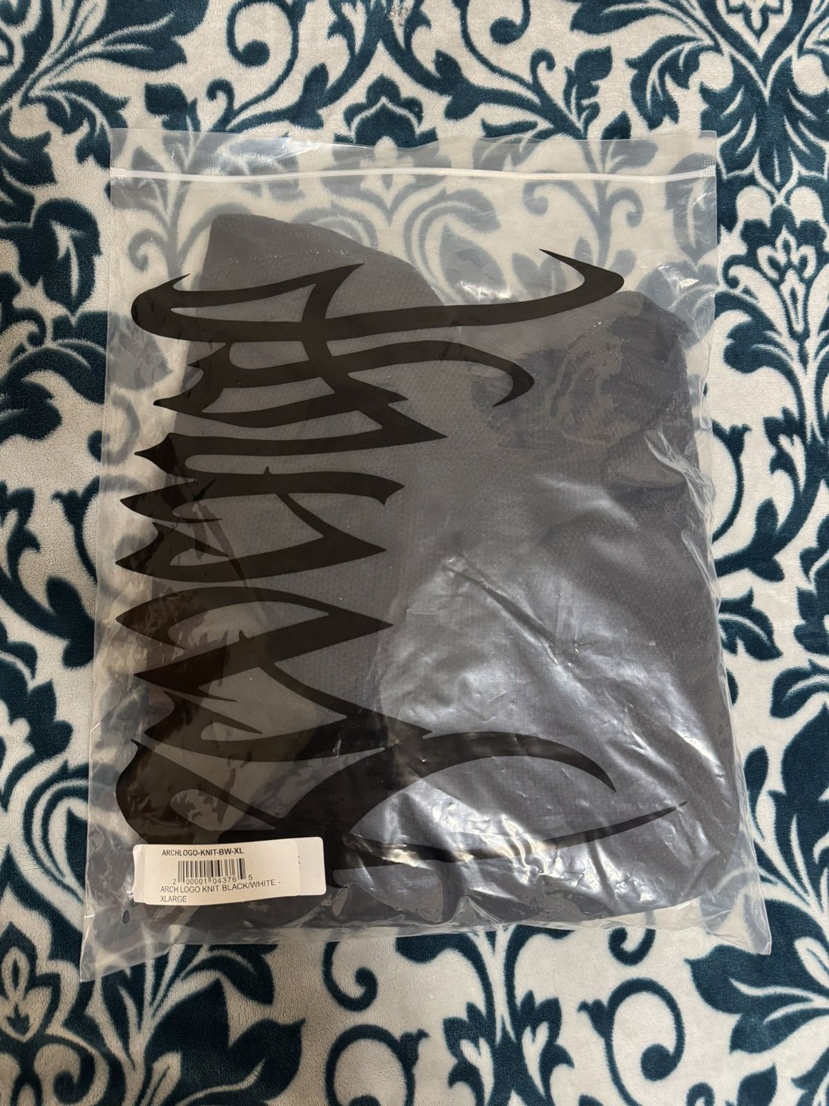 Revenge Arch Logo Knit Black/White Size US XL / EU 56 / 4 - 6 Thumbnail