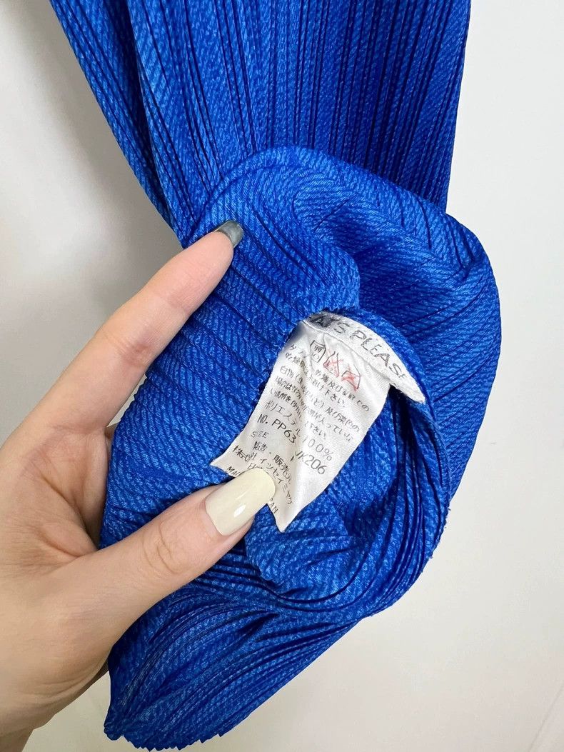 Issey Miyake issey miyake Blue braided pleated top 2506-Nextarrow Size US S / EU 44-46 / 1 - 5 Thumbnail