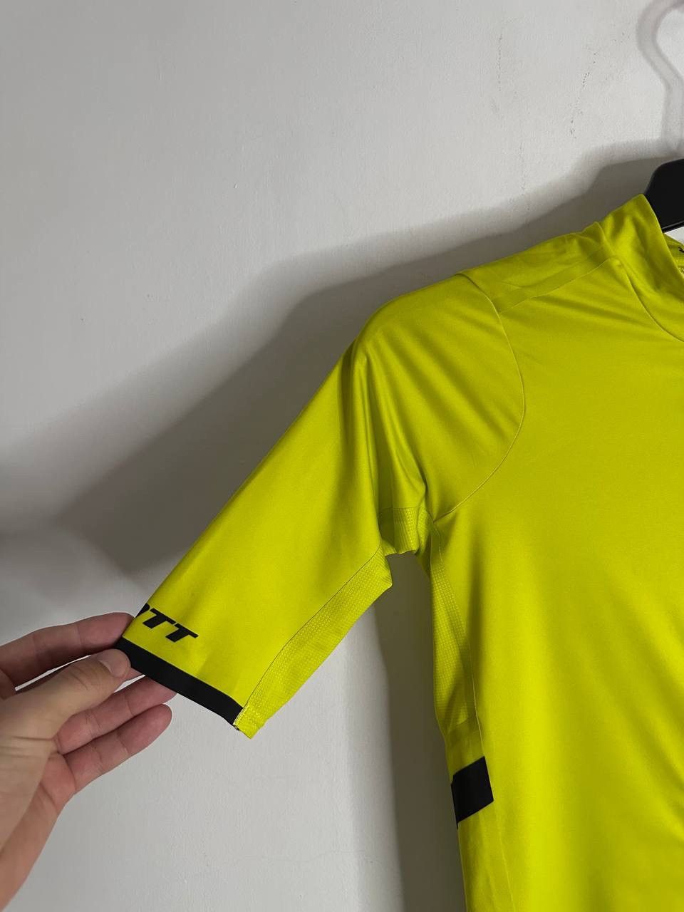 Rapha Scott RC Pro Cycling Jersey Yellow Fluorescent Men’s Size S Size US S / EU 44-46 / 1 - 4 Thumbnail