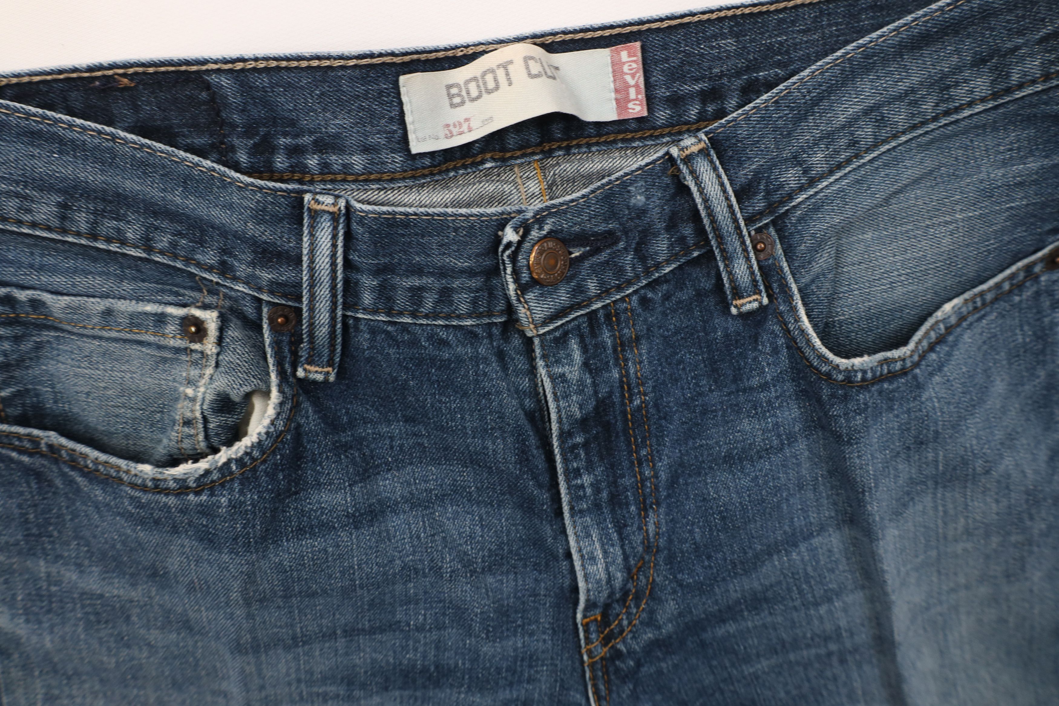 Levi's Vintage Y2K Levis 527 Cut Flared Wide Leg Denim Jeans Blue Size US 32 / EU 48 - 7 Thumbnail