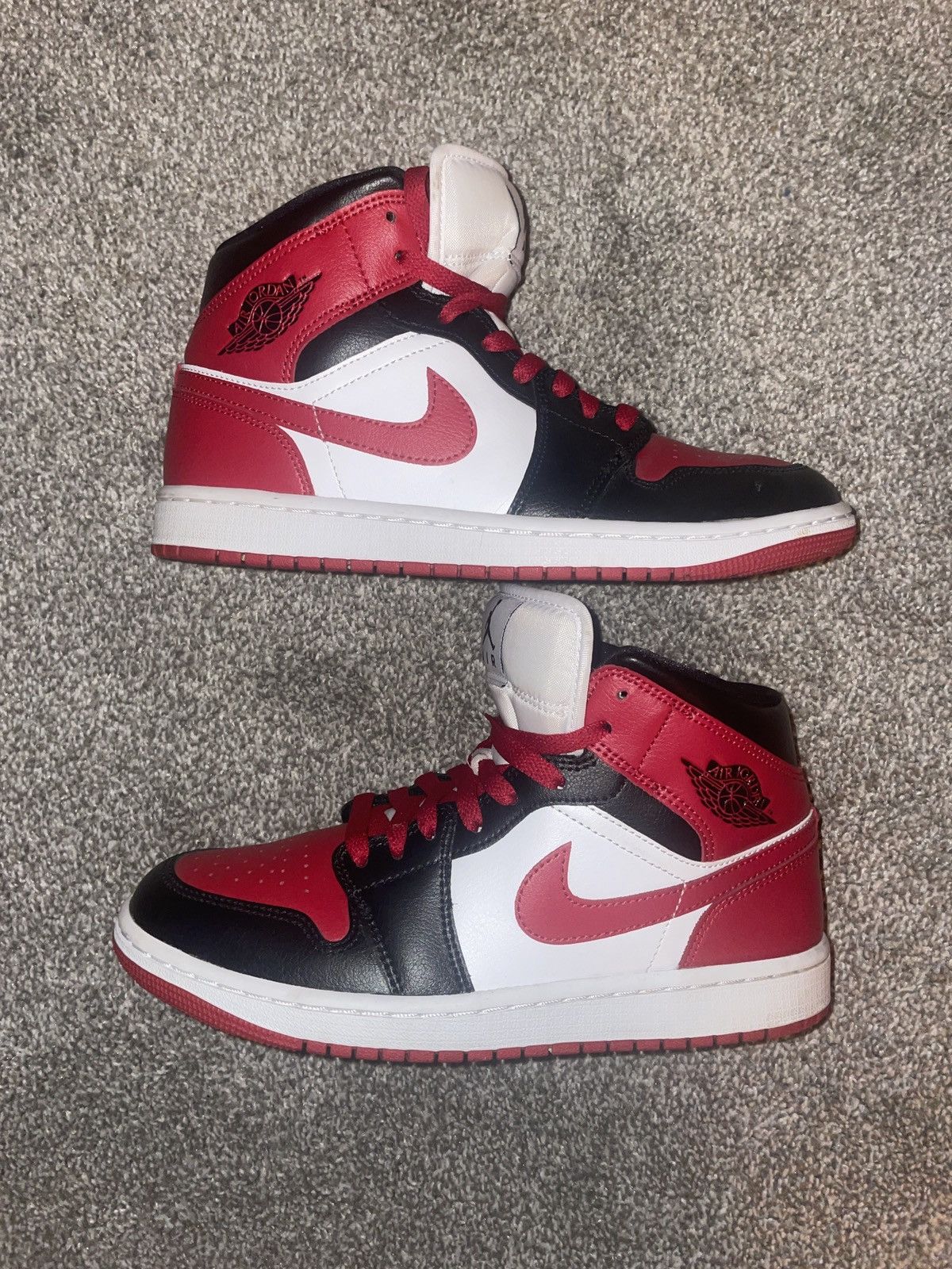 Nike Air Jordan 1 Mid Size US 8.5 / IT 38.5 - 1 Thumbnail