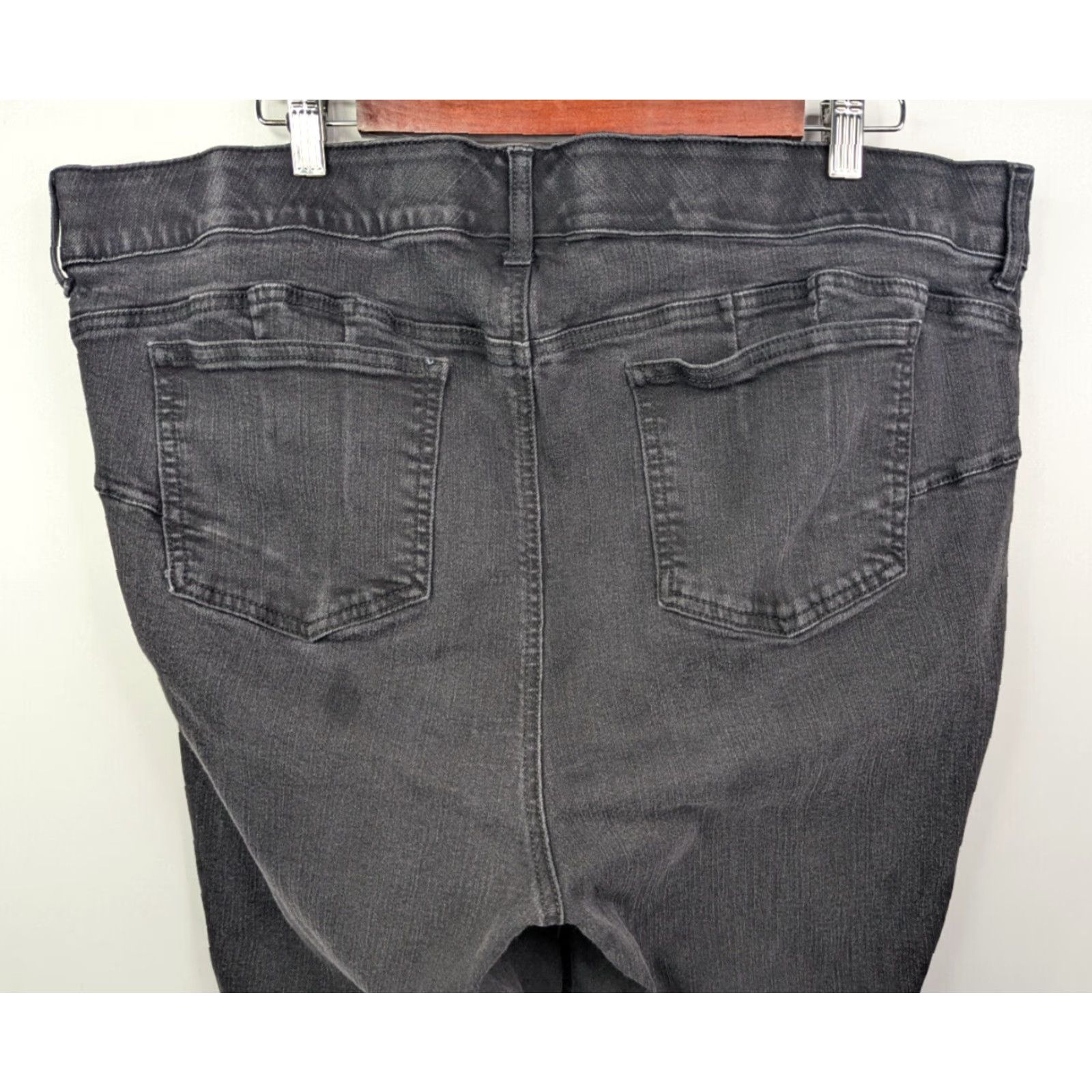 Torrid Torrid Bombshell Skinny Jeans 22R Black High Rise Distressed Denim 5-Pocket Womens Plus Stretch Size 40" / US 18 - 5 Thumbnail