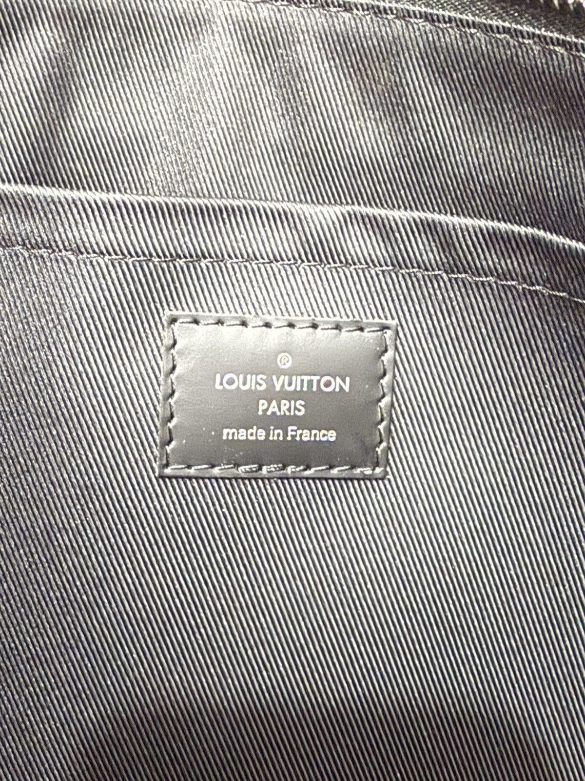 Louis Vuitton LOUIS VUITTON POCHETTE VOYAGE Size ONE SIZE - 4 Thumbnail