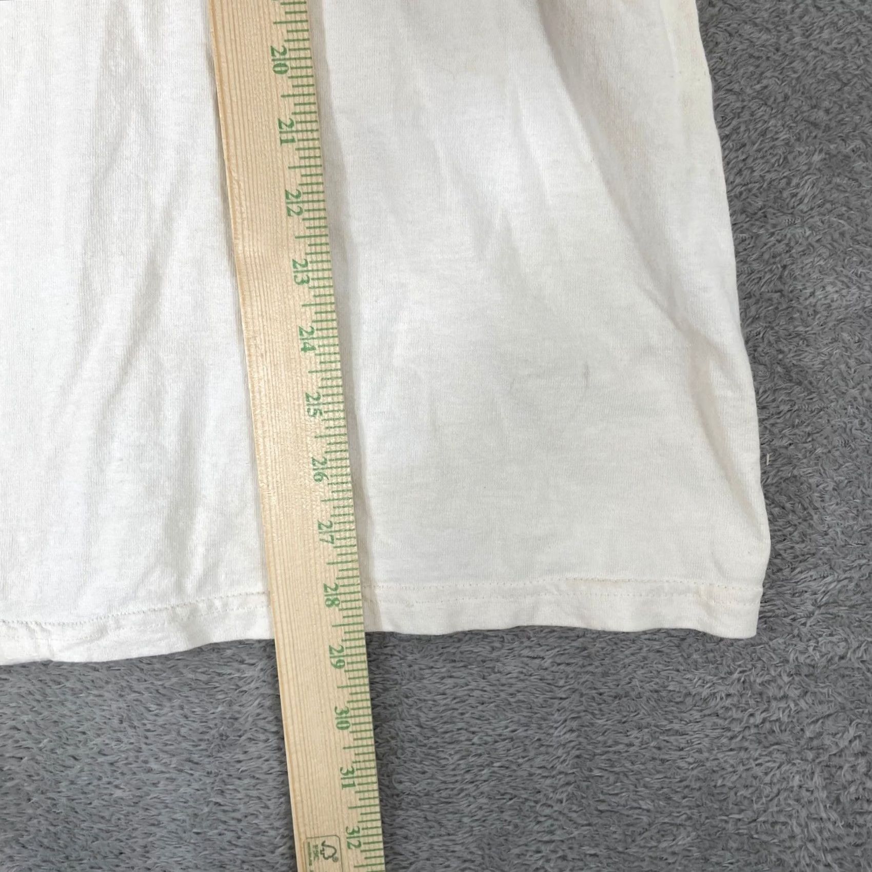 Gildan VINTAGE The Bunker Shirt XL White Payback is a Bitch Y2K 9/11 Mens Size US XL / EU 56 / 4 - 7 Thumbnail
