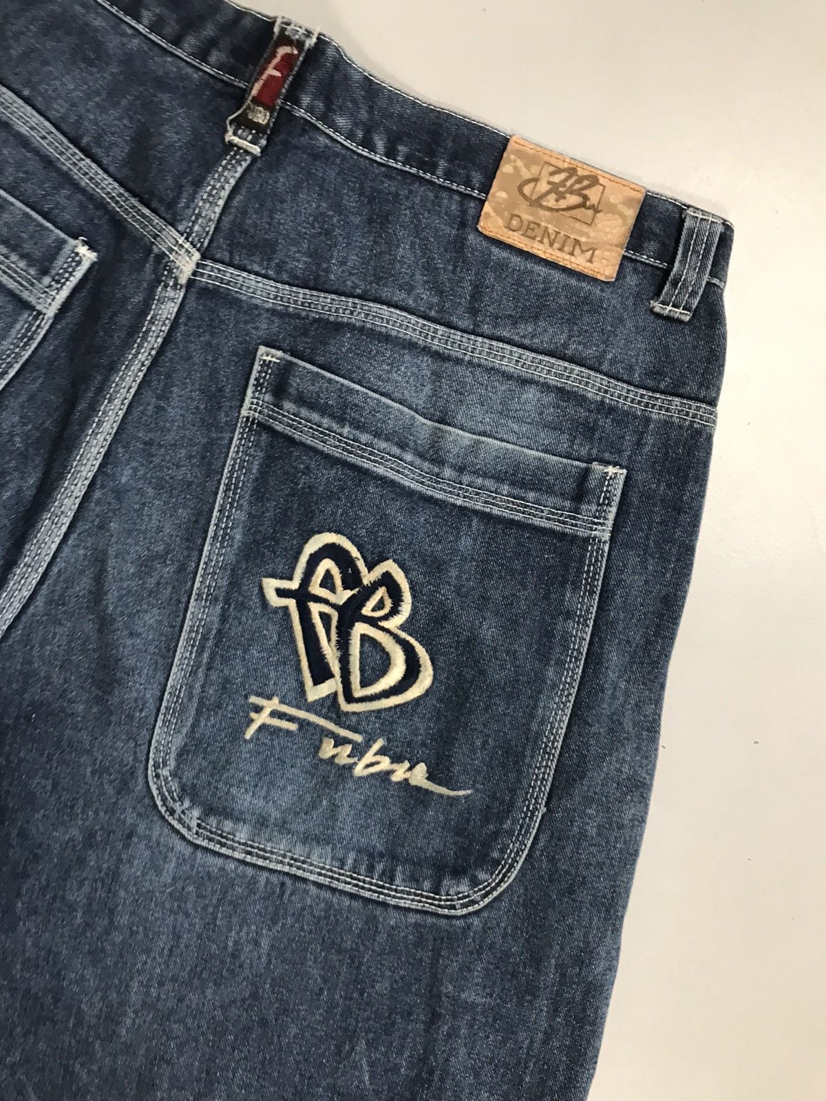 Fubu Vintage fubu embroidered baggy denim Size US 42 / EU 58 - 12 Thumbnail