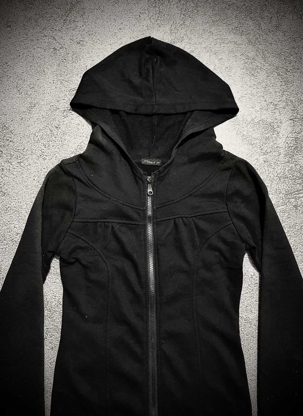 Japanese Brand Japanese Skinny Lip Traditional Gothic Zip Hoodie Size S / US 4 / IT 40 - 4 Thumbnail