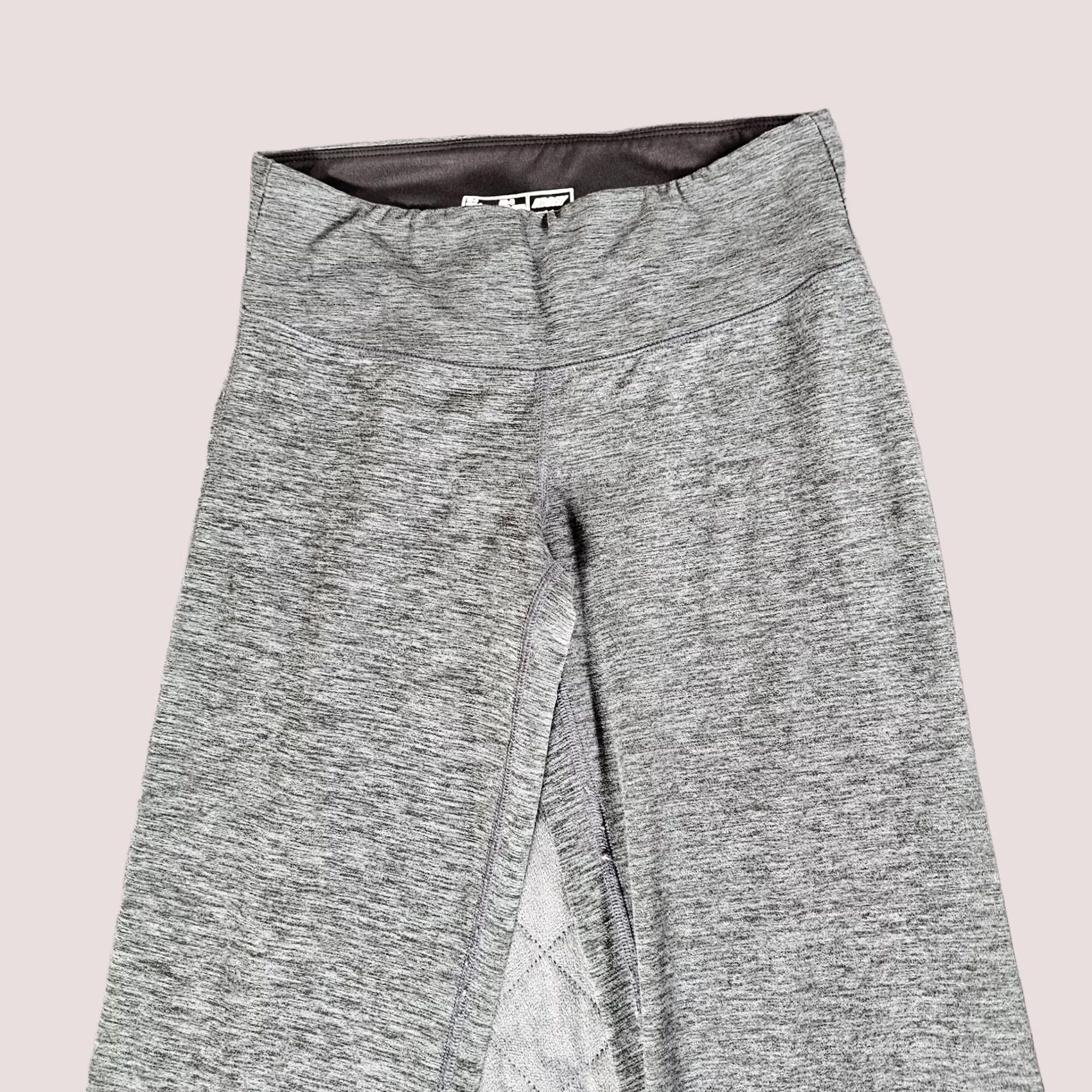 New Balance New Balance Pants Women's S Gray Straight Leg Joggers Yoga Pants Gym Activewear Side Elastic Waist 31 Inseam Size 28" / US 6 / IT 42 - 1 Thumbnail