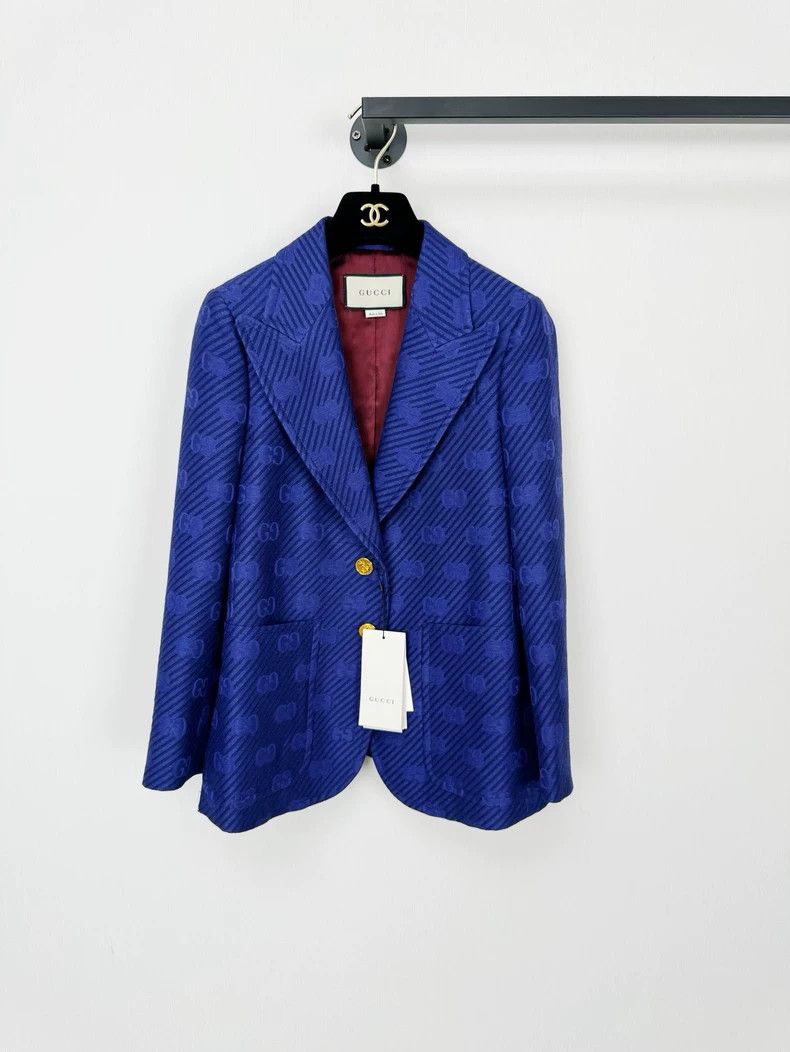 Gucci Gucci Brand-new suit 2502-Nextarrow Size 36R - 1 Thumbnail