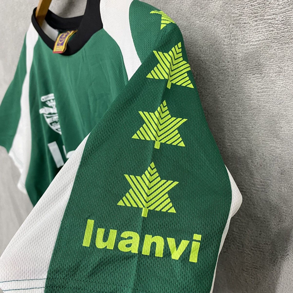 Vintage Vintage Futbolista Espania Valencia Luanvi Jersey Size US M / EU 48-50 / 2 - 8 Thumbnail