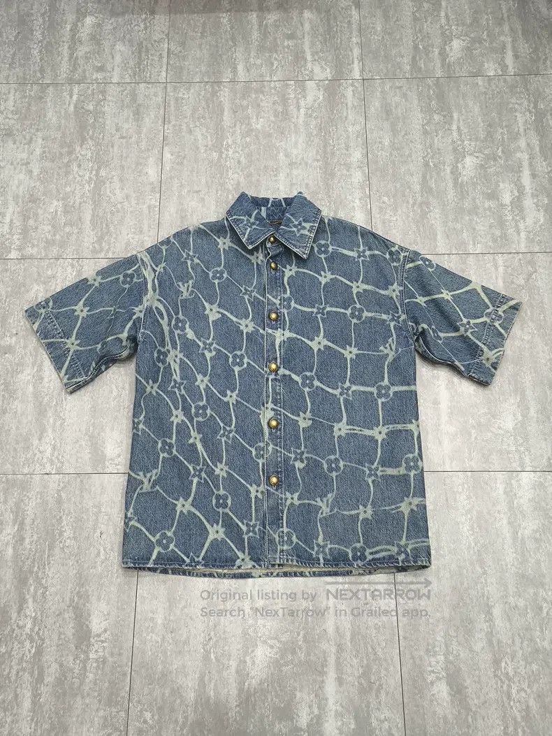 Louis Vuitton Louis Vuitton 24 Louis Vuitton Printed Denim Short Sleeve Size US S / EU 44-46 / 1 - 1 Thumbnail