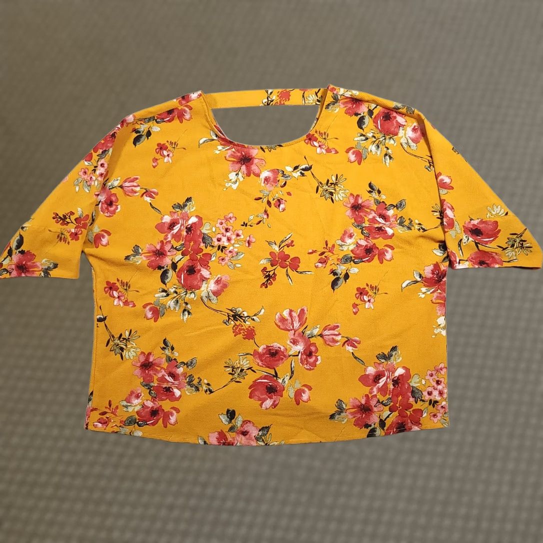 Apt. 9 Apt. 9 Shirt Women's Yellow Floral Round Neck Stretch 3/4 Sleeves V Back XXL Size XL / US 12-14 / IT 48-50 - 1 Thumbnail