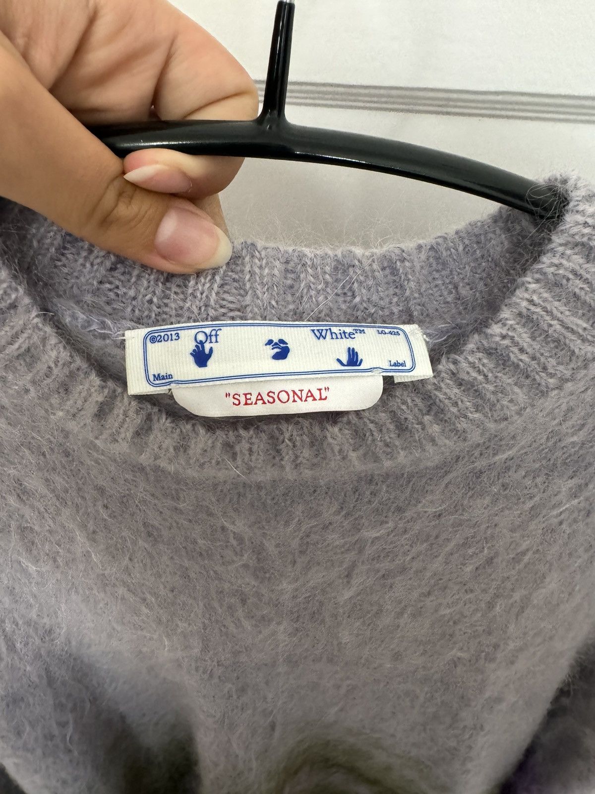 Off-White Off-White Purple & Green Helvetica Sweater Size S / US 4 / IT 40 - 6 Thumbnail