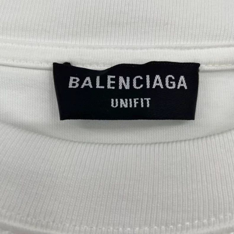 Balenciaga Balenciaga White Castle Short Sleeve Size US L / EU 52-54 / 3 - 3 Thumbnail