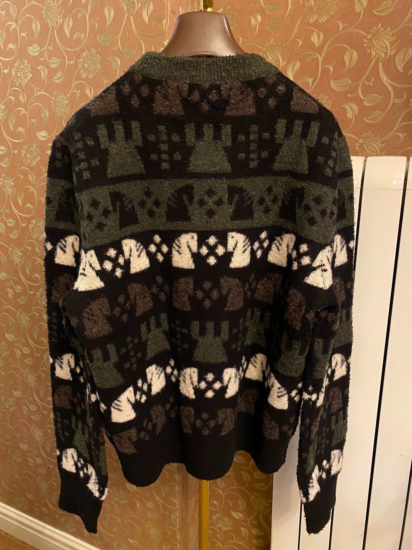 Burberry Burberry Men's Heavyweight Wool Sweater Size L Size US L / EU 52-54 / 3 - 4 Thumbnail