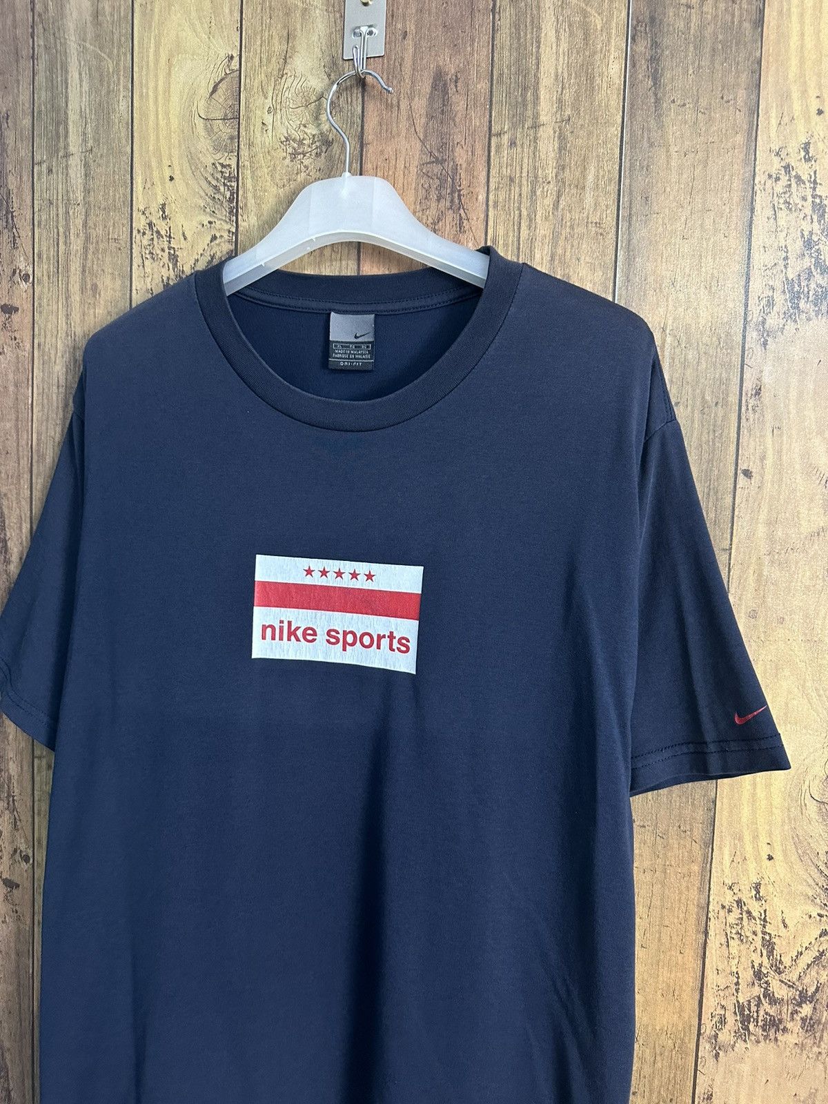 Nike Nike Sports Vintage Y2K Limited Made In Malaysia A383 Size US XL / EU 56 / 4 - 2 Thumbnail