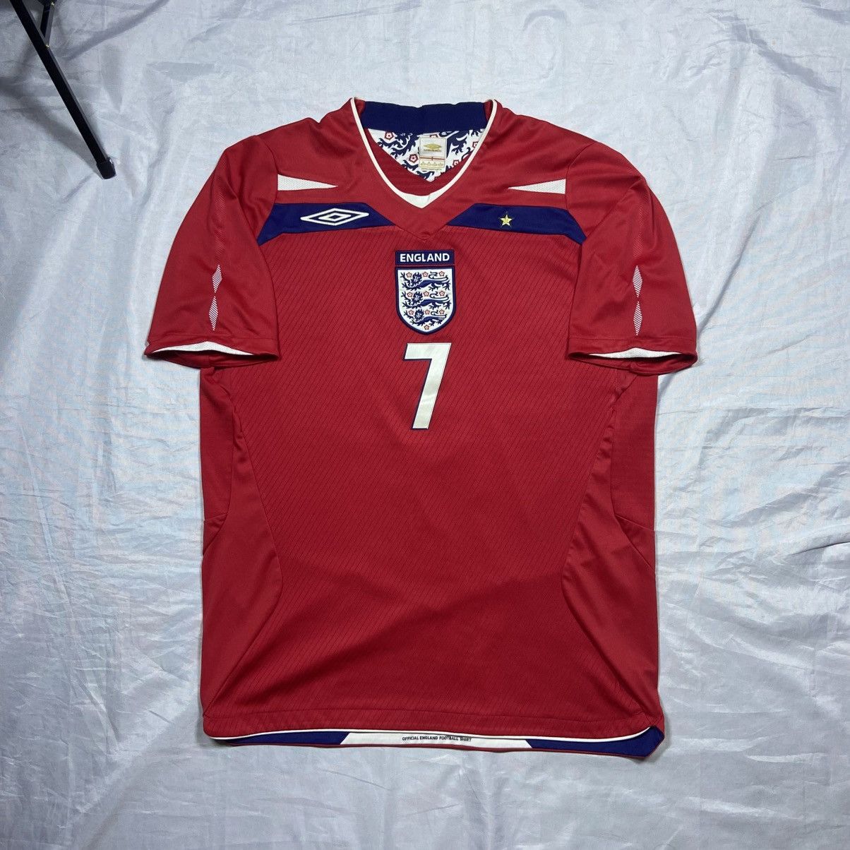Umbro England #7 Beckham Football Jersey Umbro Away 2010 Size US M / EU 48-50 / 2 - 2 Thumbnail