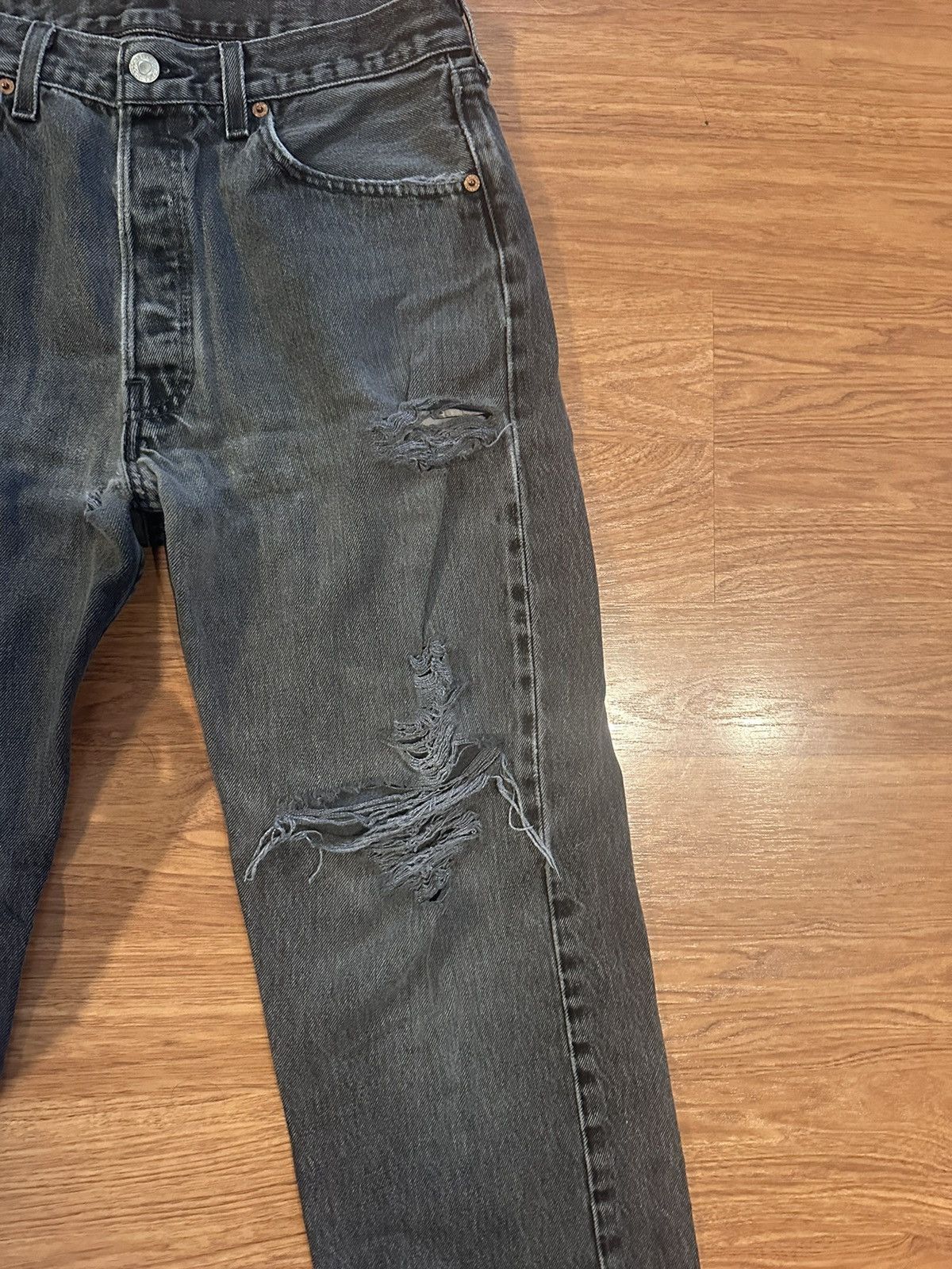Levi's × Vintage Distressed Vintage Levi’s Denim Size US 30 / EU 46 - 3 Thumbnail