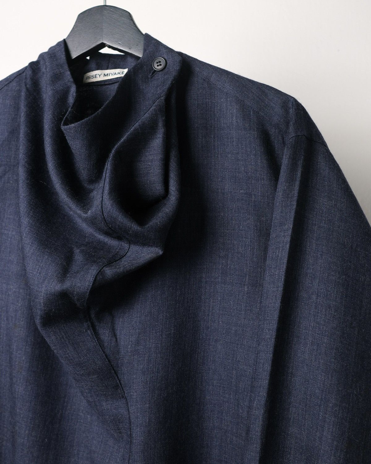 Issey Miyake Issey Miyake Asymmetrical Collar Shirt Size M / US 6-8 / IT 42-44 - 5 Thumbnail