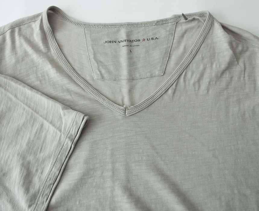 John Varvatos John Varvatos V Neck T Shirt Size L | Grailed