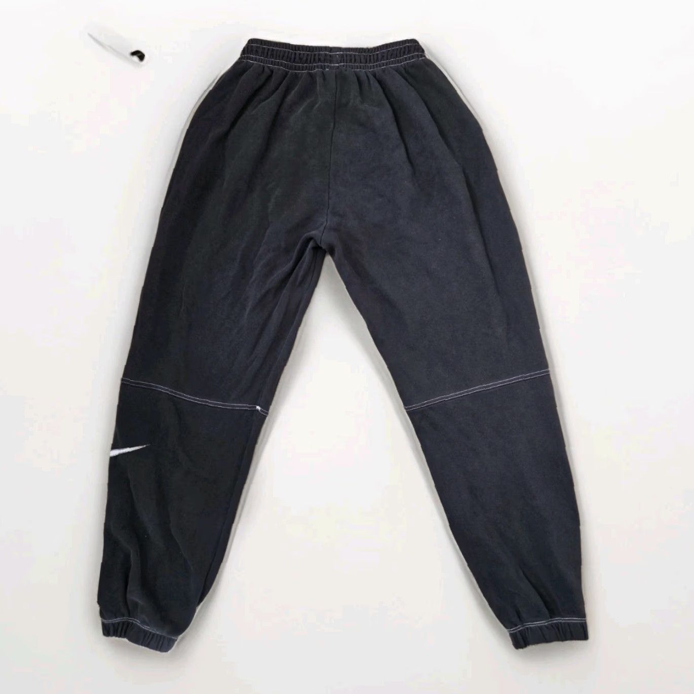 Nike Nike Women's XS Track Pants Black Size 26" / US 2 / IT 38 - 2 Thumbnail