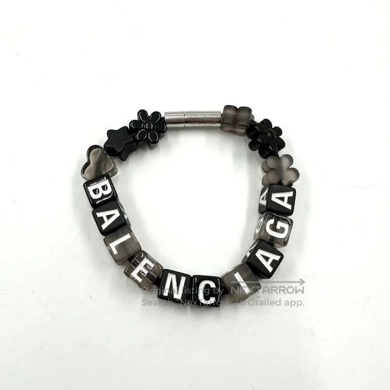 Balenciaga Balenciaga Black Beaded Dice Bracelet. Size ONE SIZE - 2 Thumbnail