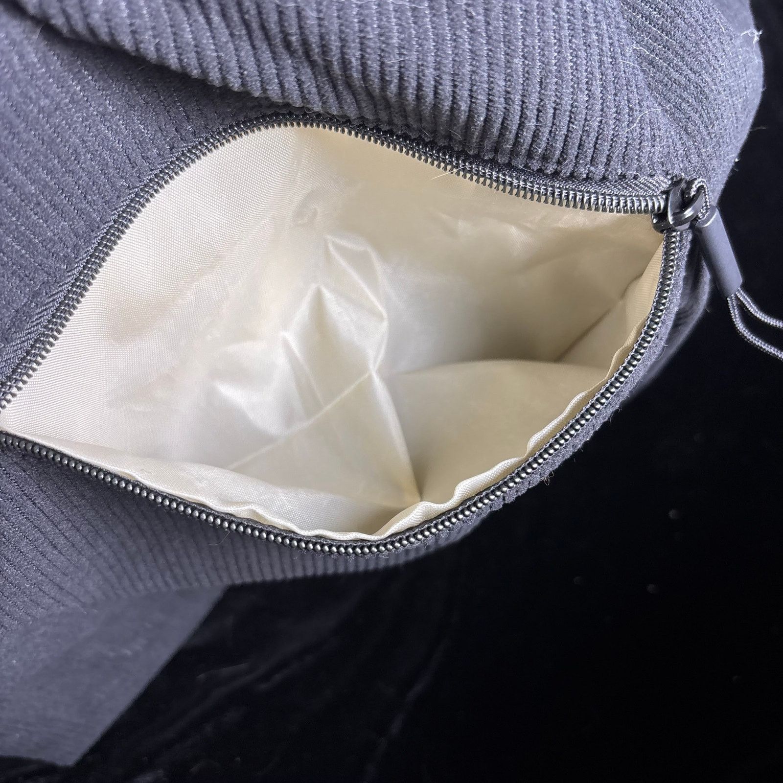 Other Black Sling Bag Size ONE SIZE - 6 Thumbnail