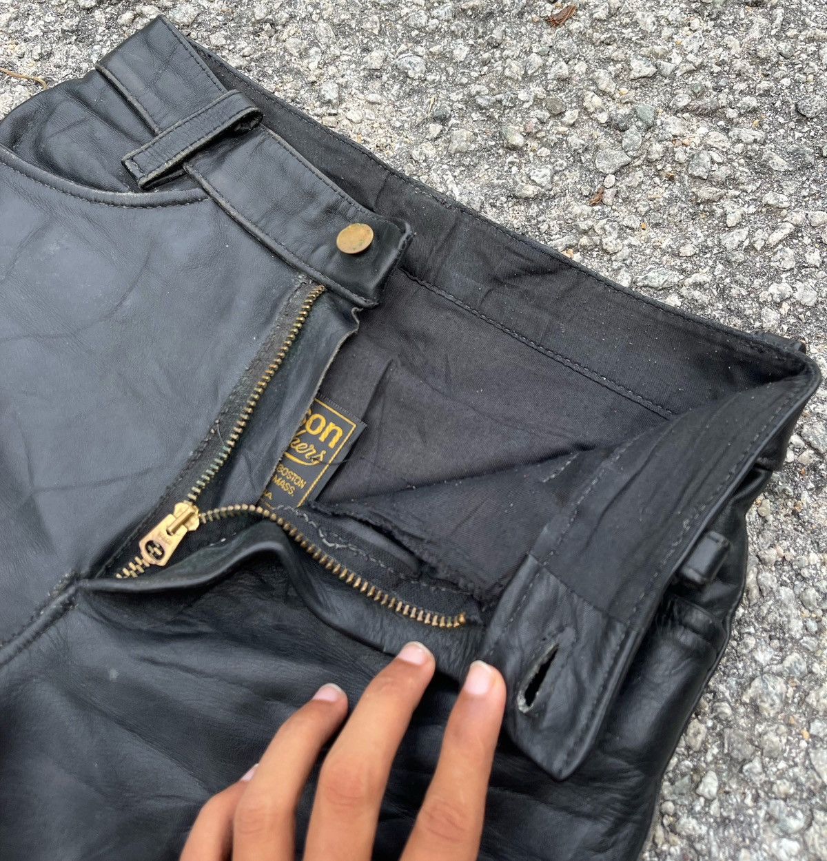 Vanson Leathers 🔥VINTAGE VANSON LEATHER USA BIKERS LEATHER PANTS Size US 28 / EU 44 - 4 Thumbnail