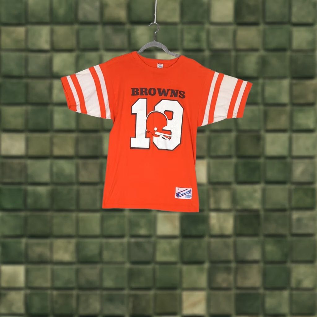 Champion VINTAGE Champion Cleveland Browns T-Shirt Mens L Bernie Kosar 80s NFL Orange Crew Neck Short Sleeve Graphic Print Cotton Blend Jersey Size US L / EU 52-54 / 3 - 1 Thumbnail