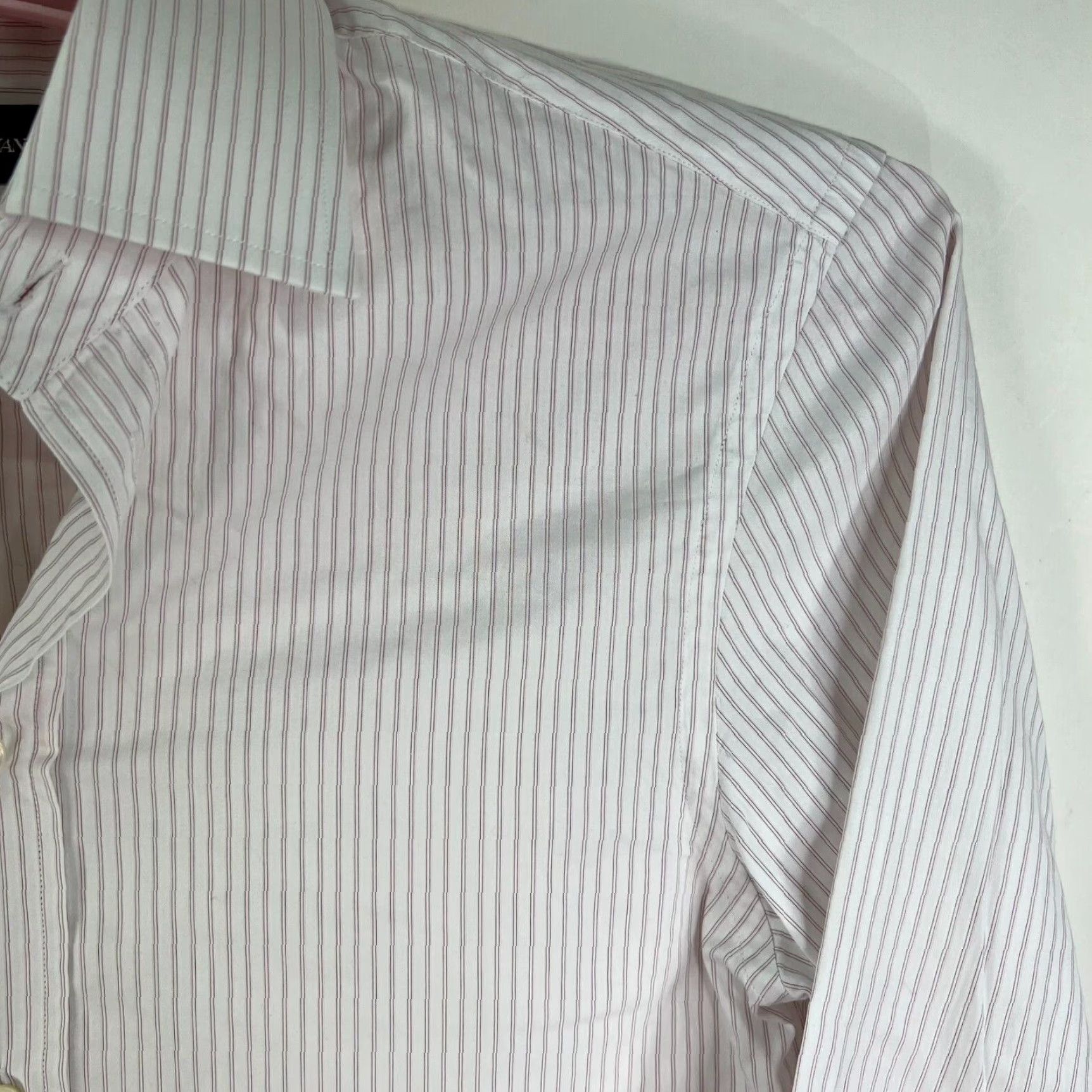 Armani VINTAGE Armani Button-Up Shirt Men's Size 15.5 White Red Stripes Business Casual Formal Size US M / EU 48-50 / 2 - 2 Thumbnail