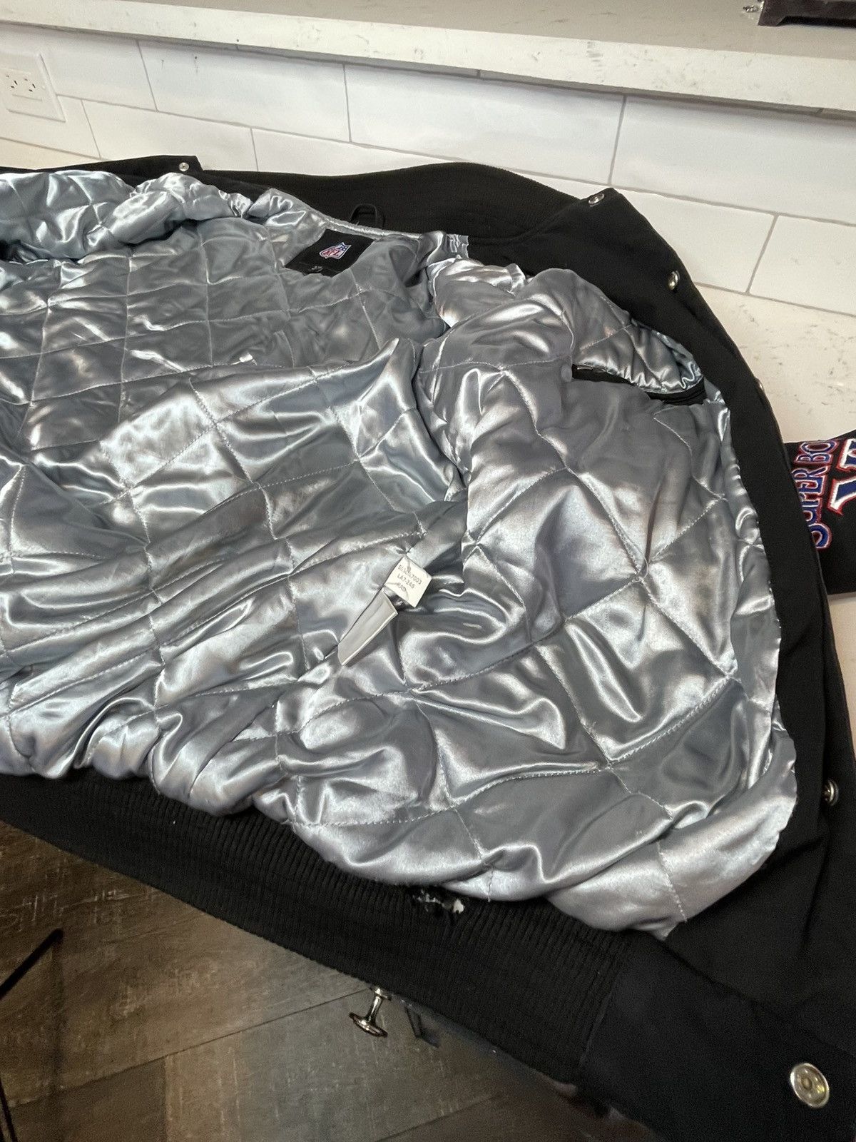 Las Vegas Raiders 3-Time Super Bowl Embroidered GIII Jacket
