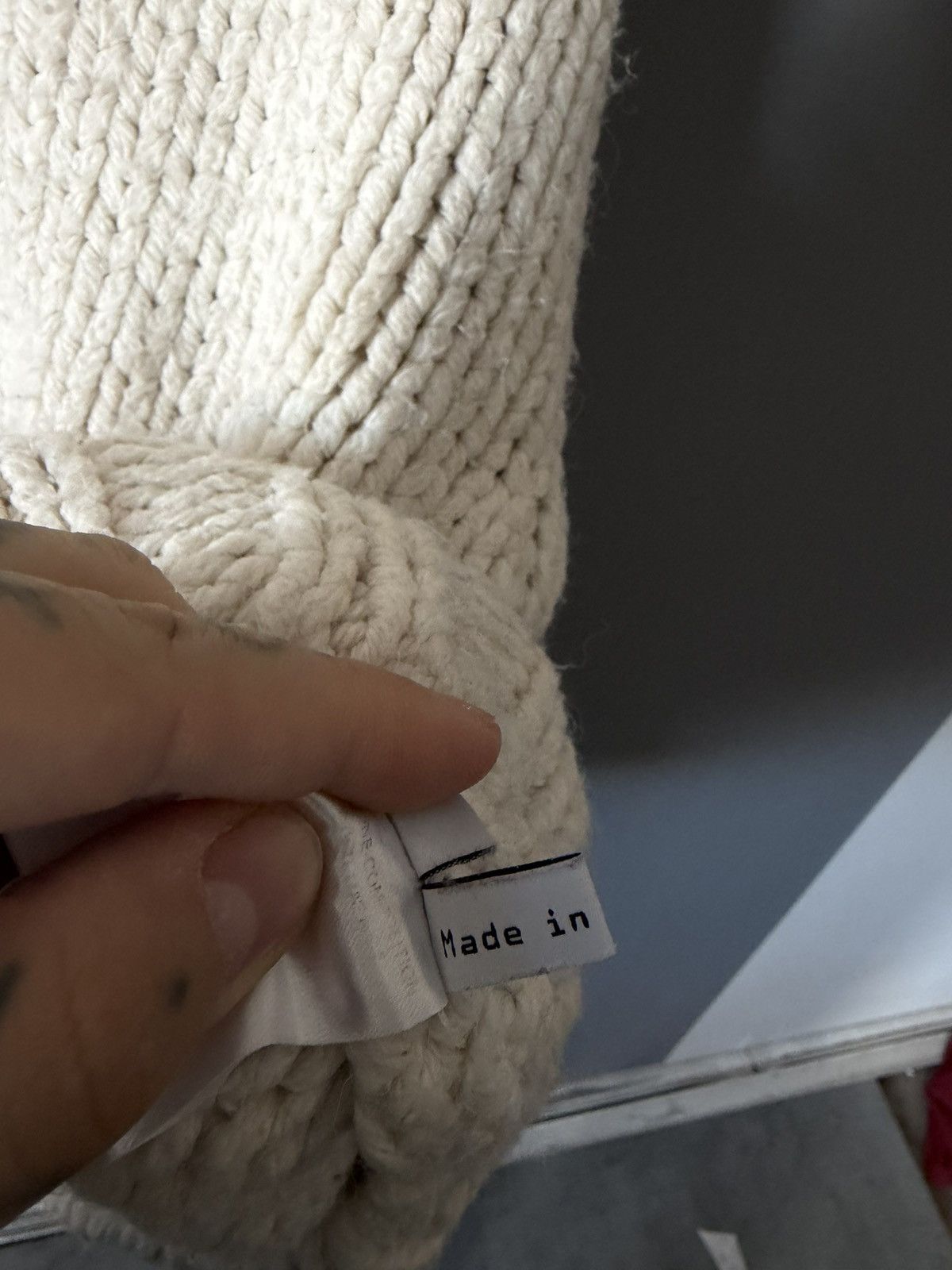 Balenciaga Balenciaga knit oversized sweater Size US L / EU 52-54 / 3 - 19 Thumbnail