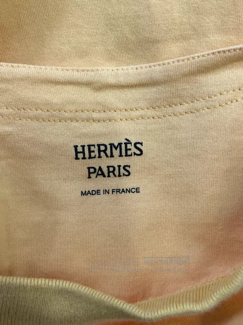 Hermes Hermes Yellow Embroidered Pocket T-Shirt Top Size XS / US 0-2 / IT 36-38 - 4 Thumbnail
