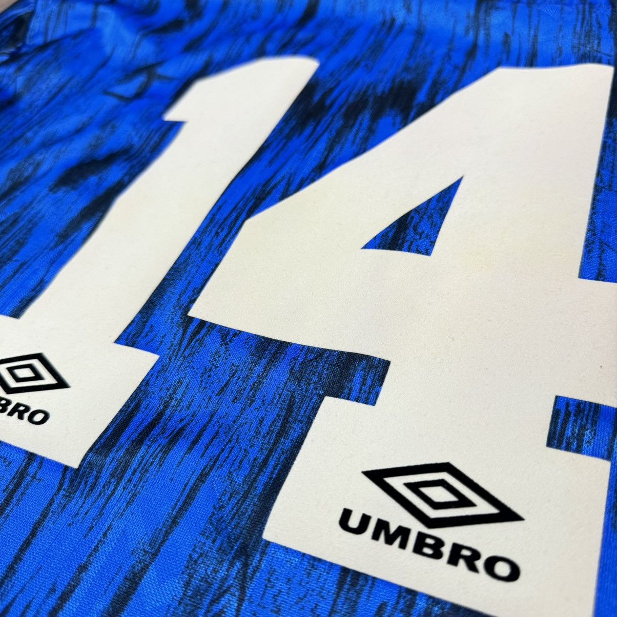 Umbro Manchester United 92/93 away shirt #14 Size US M / EU 48-50 / 2 - 8 Thumbnail