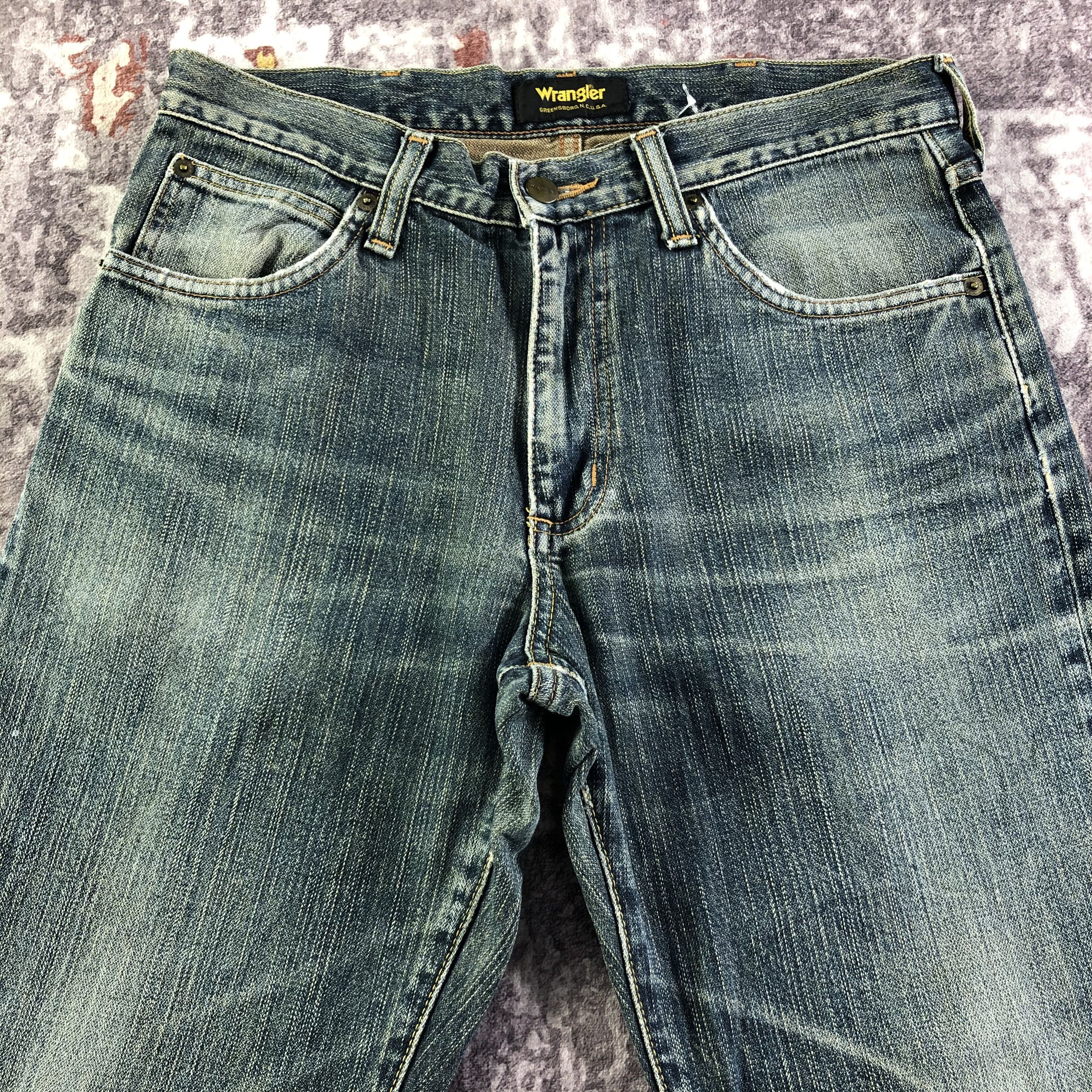 Vintage Blue Wash Wrangler Jeans-JM3245