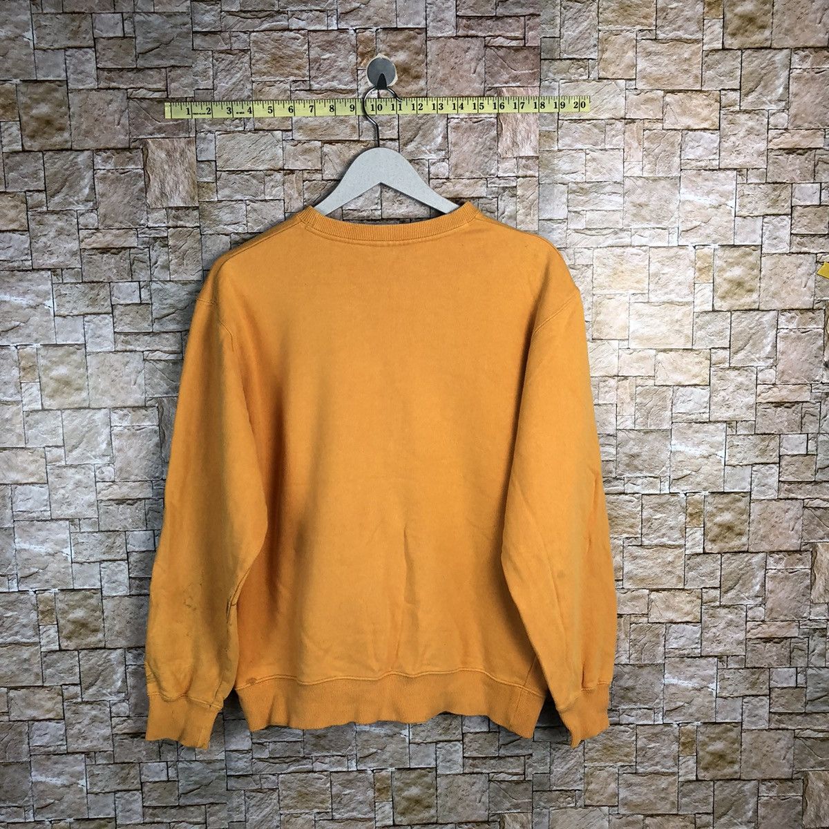 New Balance New Balance Orange ripped vintage Sweatshirt #A304 Size US M / EU 48-50 / 2 - 15 Thumbnail