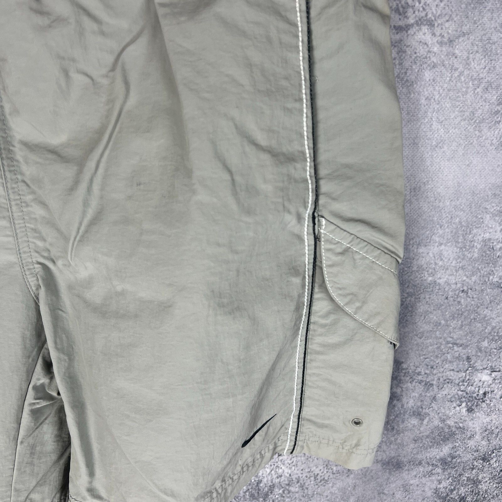 Nike Nike Vintage Cargo Shorts Men's Size L Gray ` Size US 34 / EU 50 - 4 Thumbnail